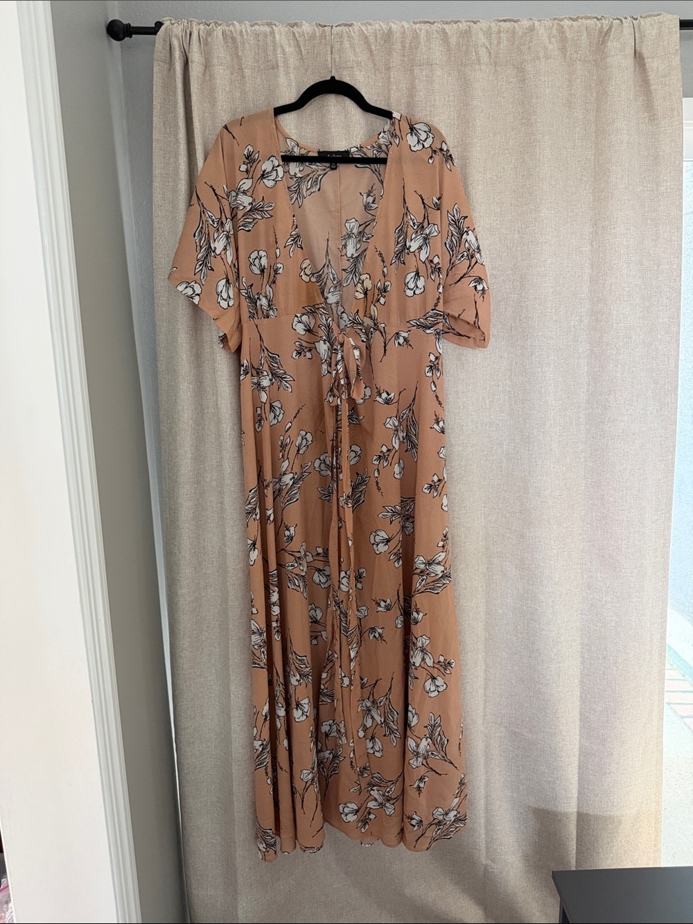 Aakaa Peach Floral Tie-Waist Maxi Dress